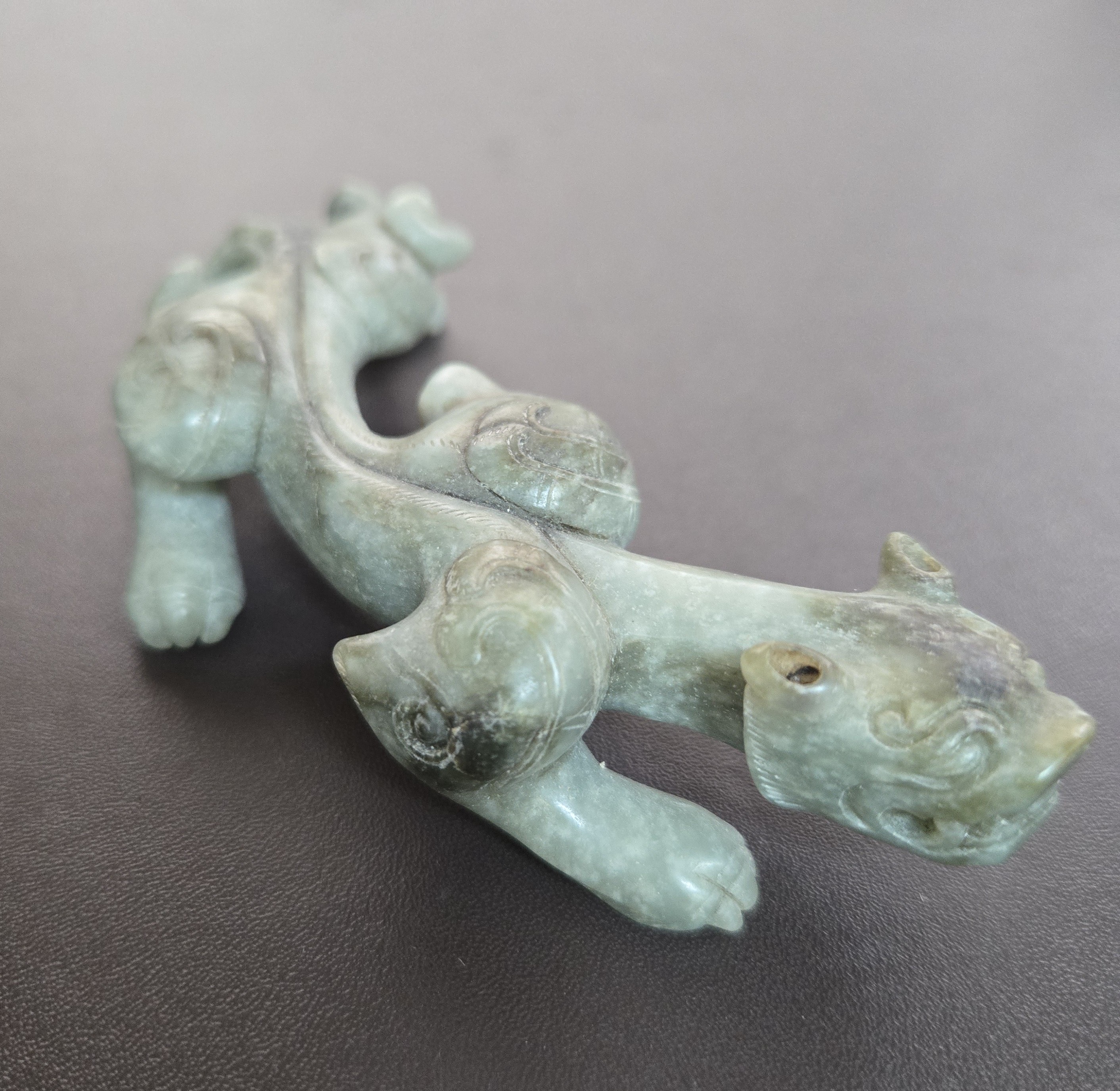 對抗嚴峻的新冠疫情，也是人生的一種挑戰；面對此一百年的惡劣病毒，最有效的保護自己方法，就是隨時隨地戴好口罩就對了！